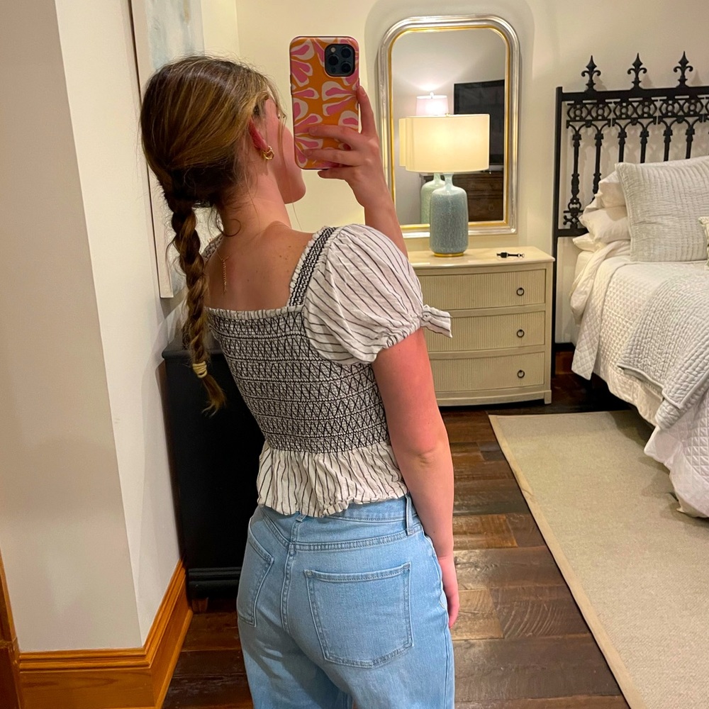 Jessica Simpson Smocked Top Puff Sleeves